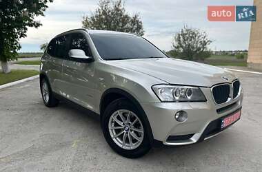 Позашляховик / Кросовер BMW X3 2011 в 