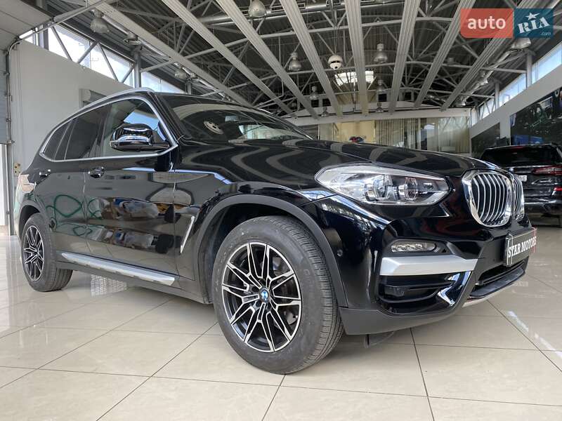 Внедорожник / Кроссовер BMW X3 2021 в Одессе