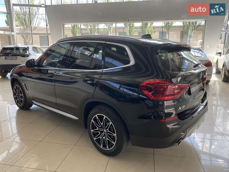Внедорожник / Кроссовер BMW X3 2021 в Одессе