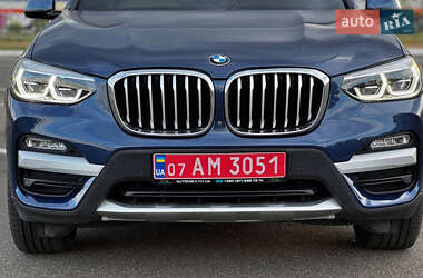 Позашляховик / Кросовер BMW X3 2018 в 