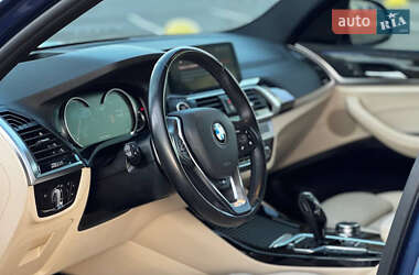 Позашляховик / Кросовер BMW X3 2018 в 