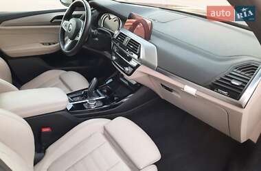 Внедорожник / Кроссовер BMW X3 2021 в 