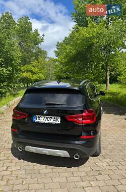 Внедорожник / Кроссовер BMW X3 2018 в 