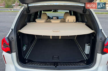 Внедорожник / Кроссовер BMW X3 2021 в 
