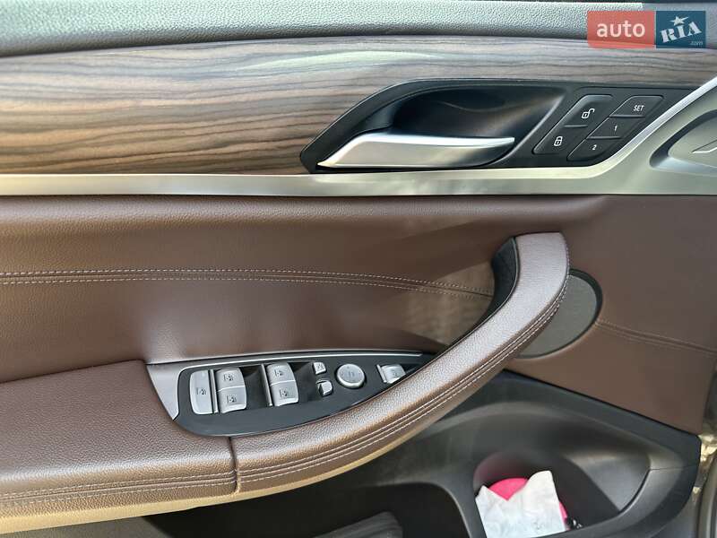 Внедорожник / Кроссовер BMW X3 2018 в Харькове