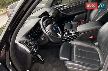 Внедорожник / Кроссовер BMW X3 2018 в 