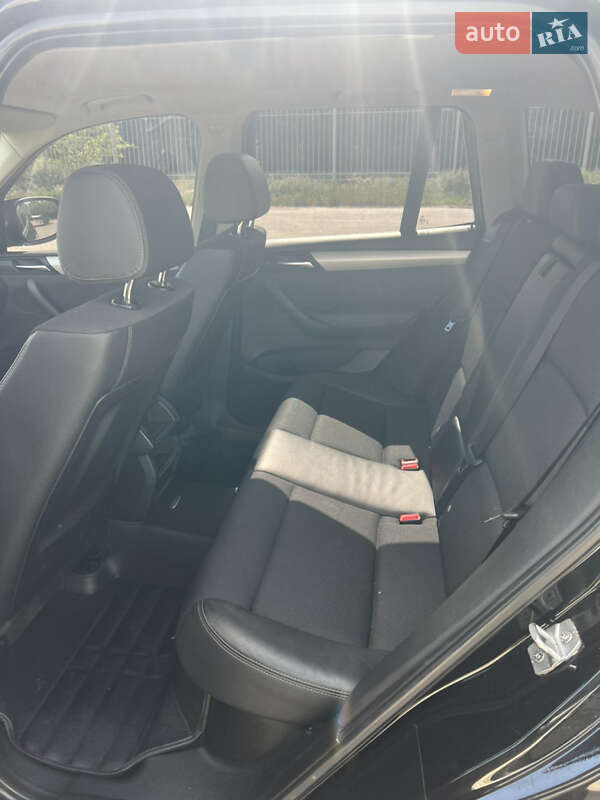 Внедорожник / Кроссовер BMW X3 2013 в Запорожье