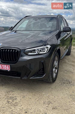 Позашляховик / Кросовер BMW X3 2023 в 