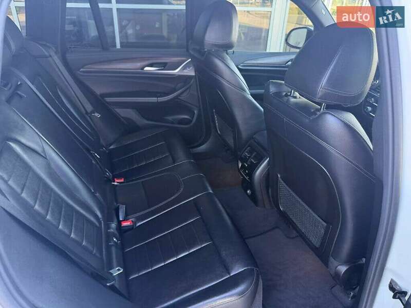 Внедорожник / Кроссовер BMW X3 2018 в Львове