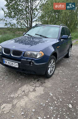Внедорожник / Кроссовер BMW X3 2004 в Житомире
