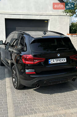 Внедорожник / Кроссовер BMW X3 2019 в 