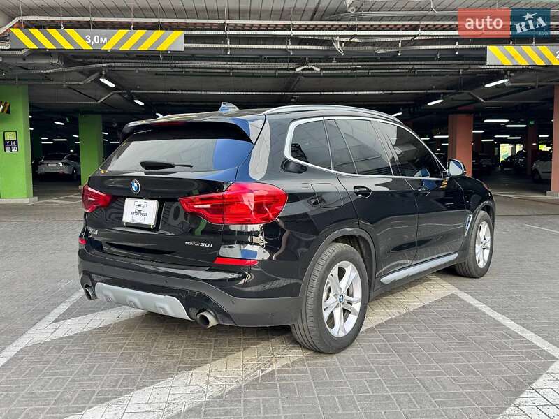 Внедорожник / Кроссовер BMW X3 2018 в Киеве