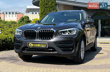 Позашляховик / Кросовер BMW X3 2018 в 