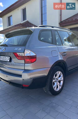 Внедорожник / Кроссовер BMW X3 2009 в 