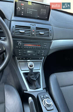 Внедорожник / Кроссовер BMW X3 2009 в 