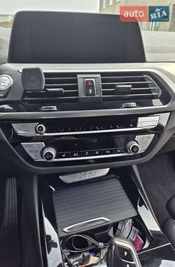 Внедорожник / Кроссовер BMW X3 2021 в 