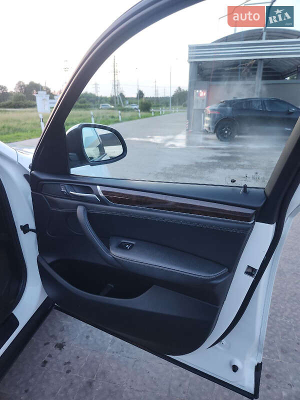 Внедорожник / Кроссовер BMW X3 2016 в Львове фото 37 Внедорожник / Кроссовер BMW X3 2016 в Львове