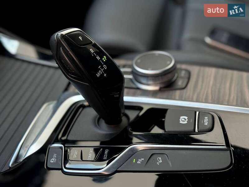 Внедорожник / Кроссовер BMW X3 2019 в Ровно