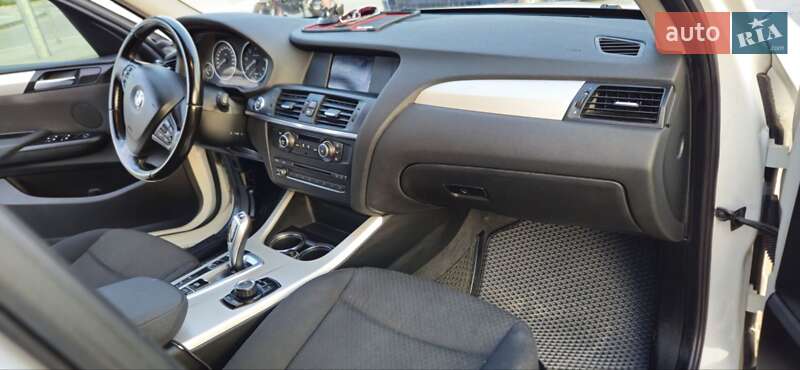 Внедорожник / Кроссовер BMW X3 2013 в Бродах