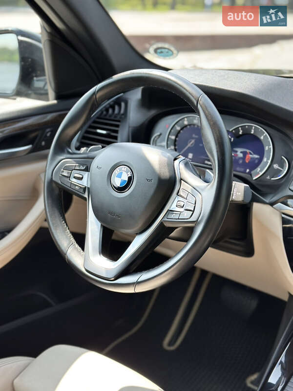 Позашляховик / Кросовер BMW X3 2018 в Києві