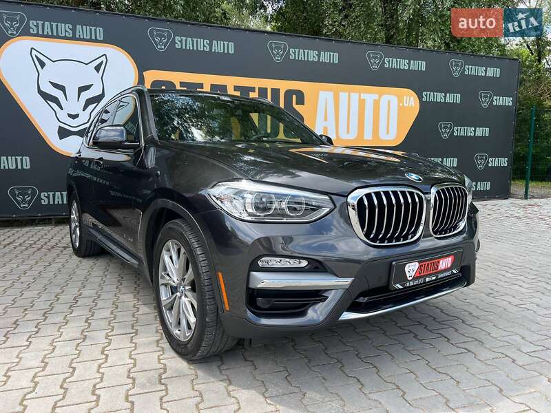 Внедорожник / Кроссовер BMW X3 2017 в 
