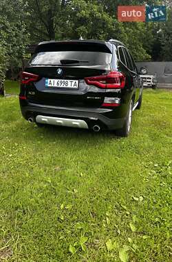 Внедорожник / Кроссовер BMW X3 2019 в 