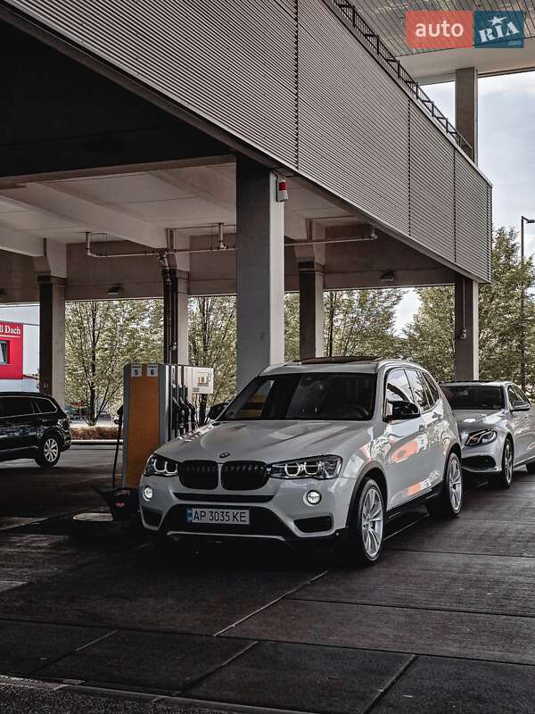 Внедорожник / Кроссовер BMW X3 2015 в Запорожье