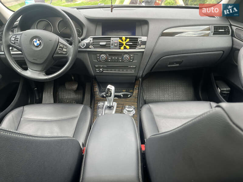 Внедорожник / Кроссовер BMW X3 2014 в Львове