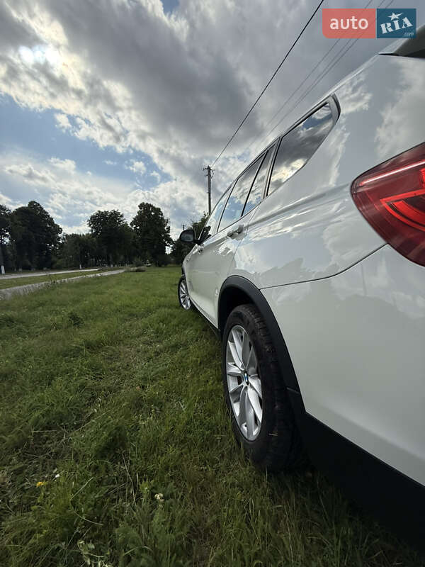 Внедорожник / Кроссовер BMW X3 2017 в Переяславе