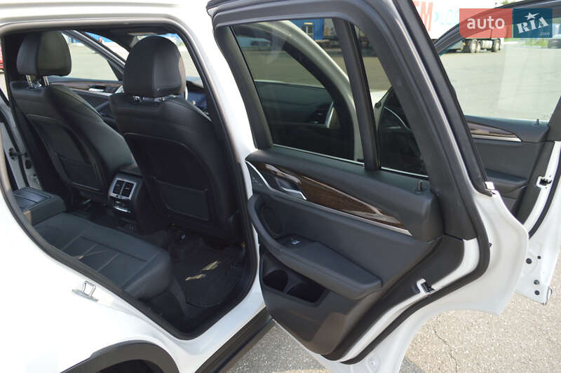 Позашляховик / Кросовер BMW X3 2019 в Києві
