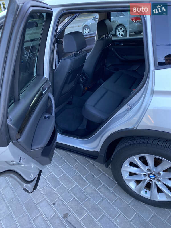 Внедорожник / Кроссовер BMW X3 2014 в Львове