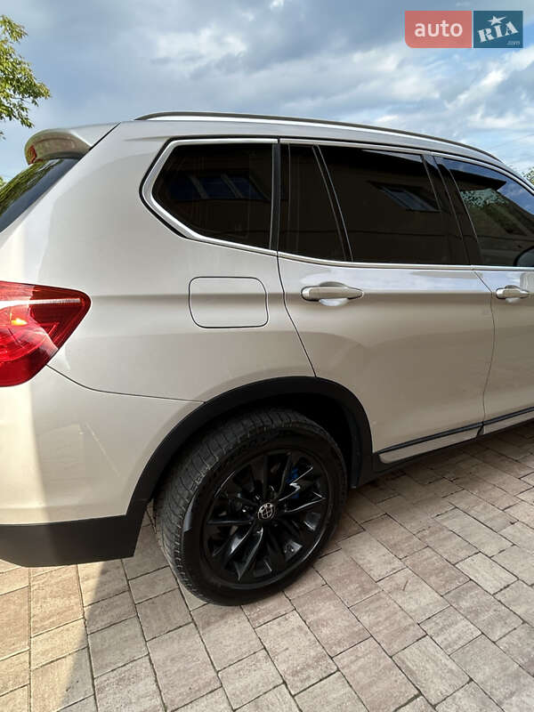 Внедорожник / Кроссовер BMW X3 2014 в Калуше