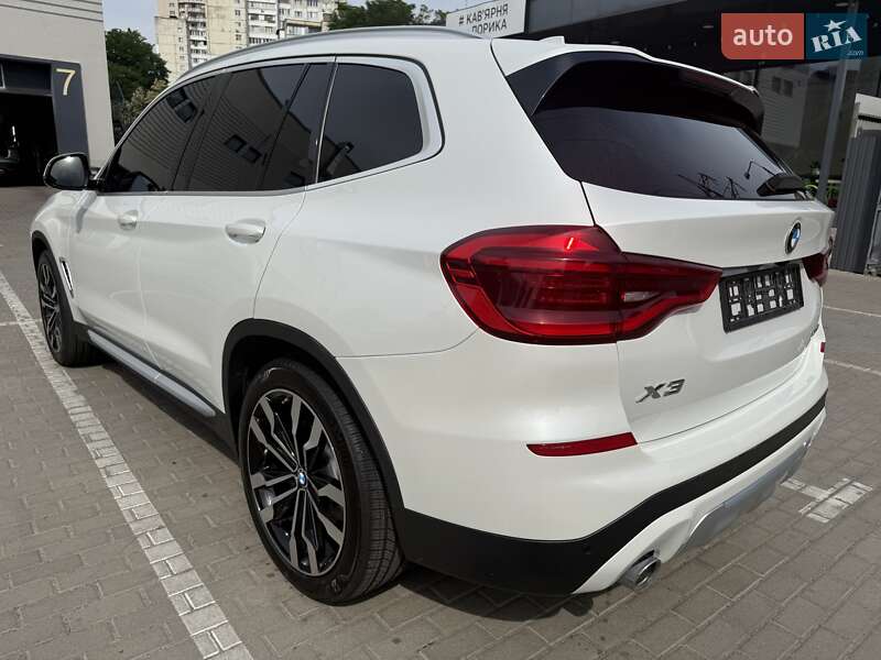 BMW X3 2021