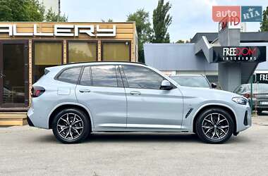 Позашляховик / Кросовер BMW X3 2022 в 
