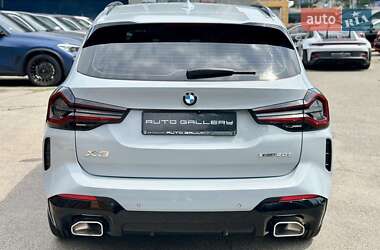 Позашляховик / Кросовер BMW X3 2022 в 