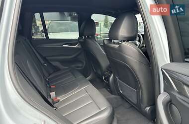 Позашляховик / Кросовер BMW X3 2022 в 