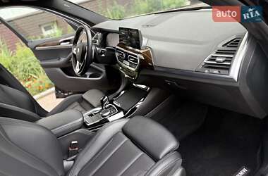 Позашляховик / Кросовер BMW X3 2023 в 
