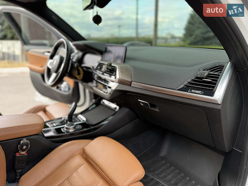 Внедорожник / Кроссовер BMW X3 2020 в Днепре