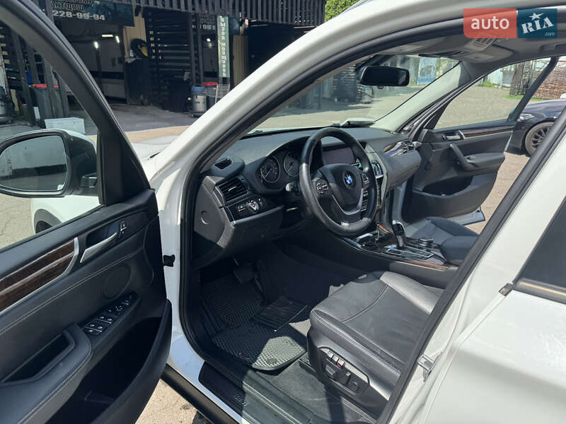 Внедорожник / Кроссовер BMW X3 2017 в Киеве