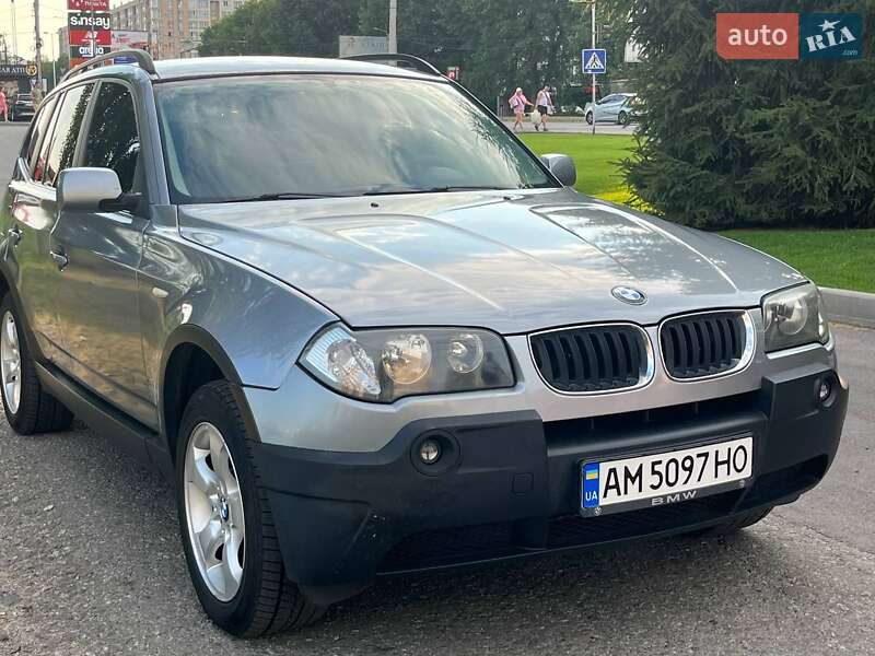 Внедорожник / Кроссовер BMW X3 2005 в Киеве
