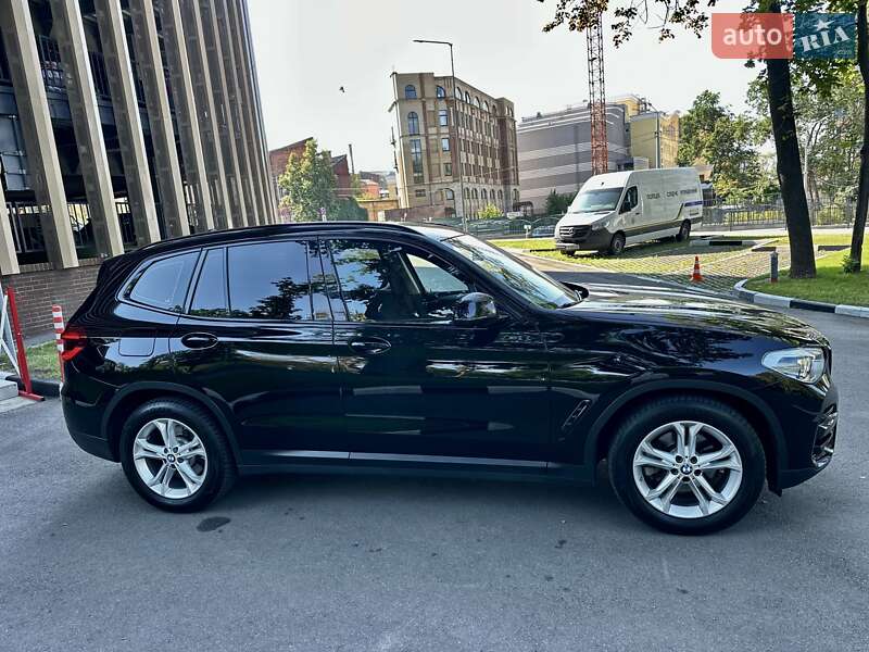 Внедорожник / Кроссовер BMW X3 2019 в Харькове