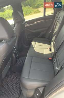 Внедорожник / Кроссовер BMW X3 2020 в 