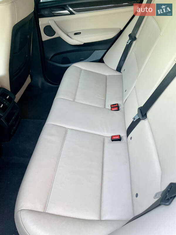 Внедорожник / Кроссовер BMW X3 2015 в Ровно