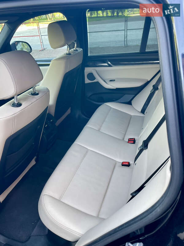 Внедорожник / Кроссовер BMW X3 2015 в Ровно