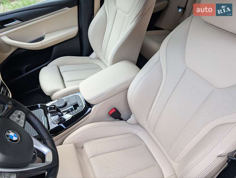 Внедорожник / Кроссовер BMW X3 2022 в Борисполе