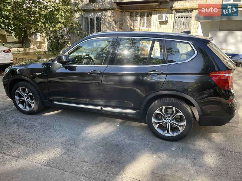 Внедорожник / Кроссовер BMW X3 2016 в Киеве