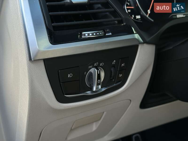 Внедорожник / Кроссовер BMW X3 2018 в Полтаве