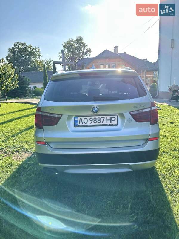 Внедорожник / Кроссовер BMW X3 2011 в Тересве