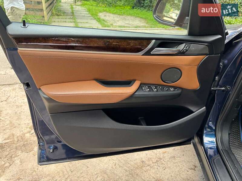 Внедорожник / Кроссовер BMW X3 2016 в Киеве