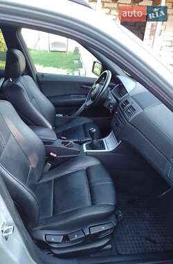 Внедорожник / Кроссовер BMW X3 2004 в 